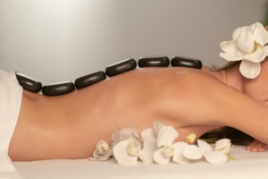 Massage aux pierres chaudes